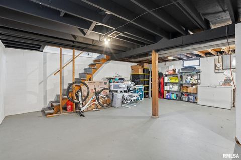 Tiny photo for 2612 CRESTVIEW Drive, Bettendorf, IA 52722 (MLS # QC4268879)