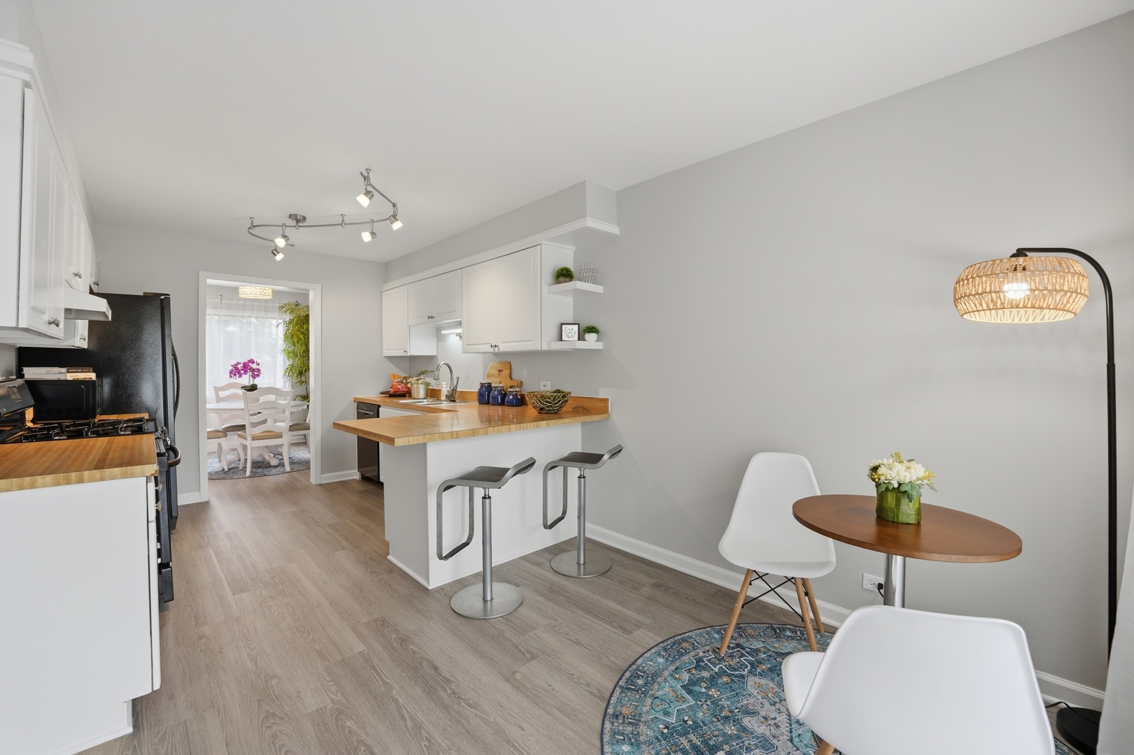 731 Shoreline Circle 731