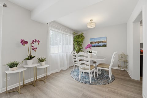 Tiny photo for 731 Shoreline Circle #731, Schaumburg, IL 60194 (MLS # 12686307)