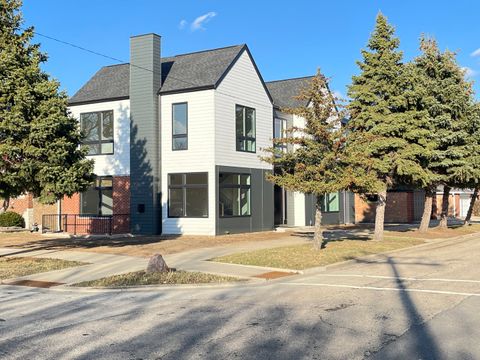 Tiny photo for 7301 N Oriole Avenue, Chicago, IL 60631 (MLS # 12605759)