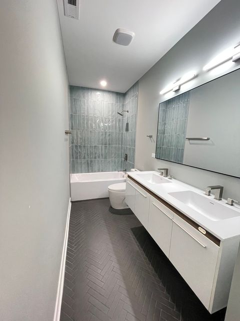 Tiny photo for 7301 N Oriole Avenue, Chicago, IL 60631 (MLS # 12605759)