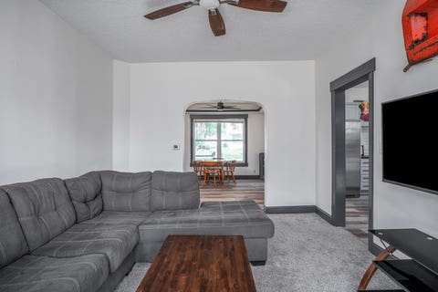 Tiny photo for 1821 Central Avenue, Bettendorf, IA 52722 (MLS # 12735752)