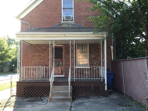 Photo of 614 E Marquette Road, Chicago, IL 60637 (MLS # 12483839)