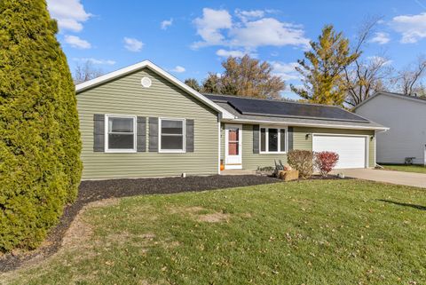 Tiny photo for 93 W Benson Avenue, Cortland, IL 60112 (MLS # 12522383)