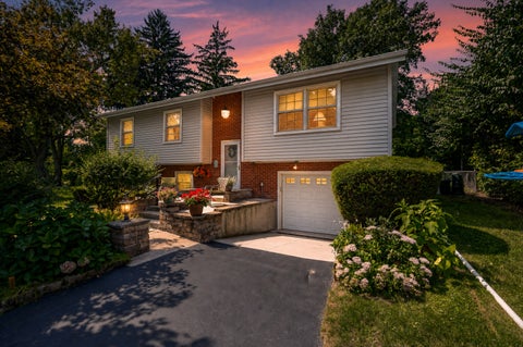 Tiny photo for 5722 Main Street, Downers Grove, IL 60516 (MLS # 12760941)