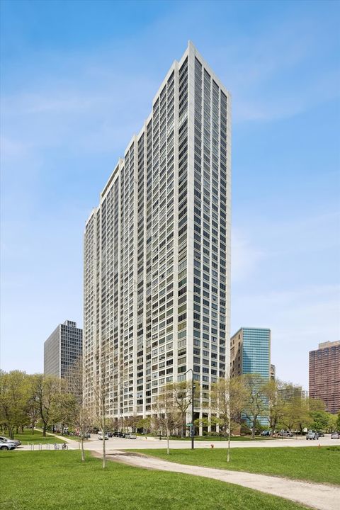 Photo of Chicago, IL 60657 (MLS # 12637614)