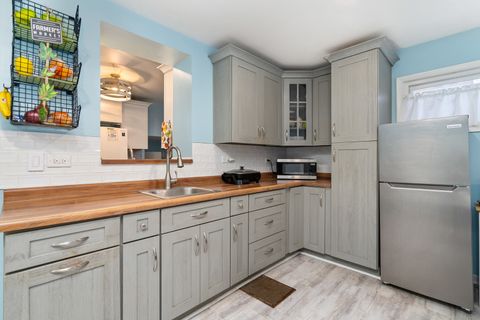 Tiny photo for 11305 S Central Park Avenue, Chicago, IL 60655 (MLS # 12527396)