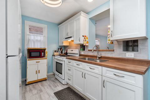 Tiny photo for 11305 S Central Park Avenue, Chicago, IL 60655 (MLS # 12527396)