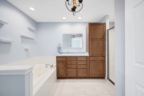 Tiny photo for 1128 BRISTLECONE Court #1128, Darien, IL 60561 (MLS # 12775346)