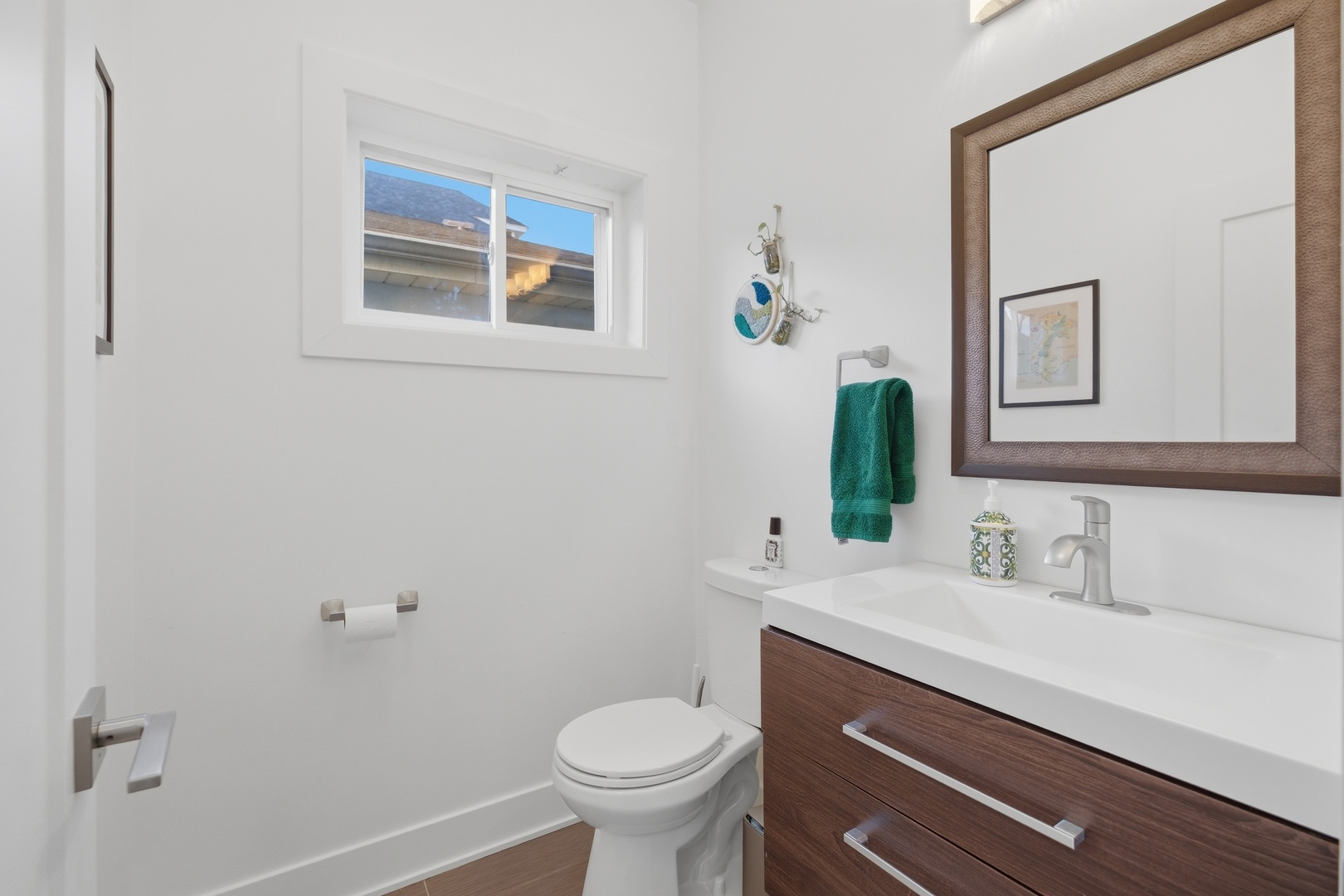 5539 W Drummond Place