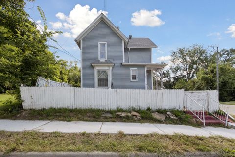 Tiny photo for 201 N Hinkley Avenue, Rockford, IL 61101 (MLS # 12455726)