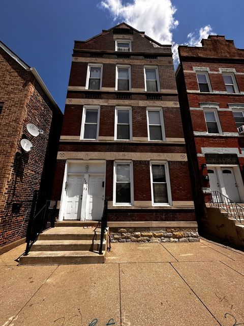 3221 S May Street 2F Chicago IL 60608