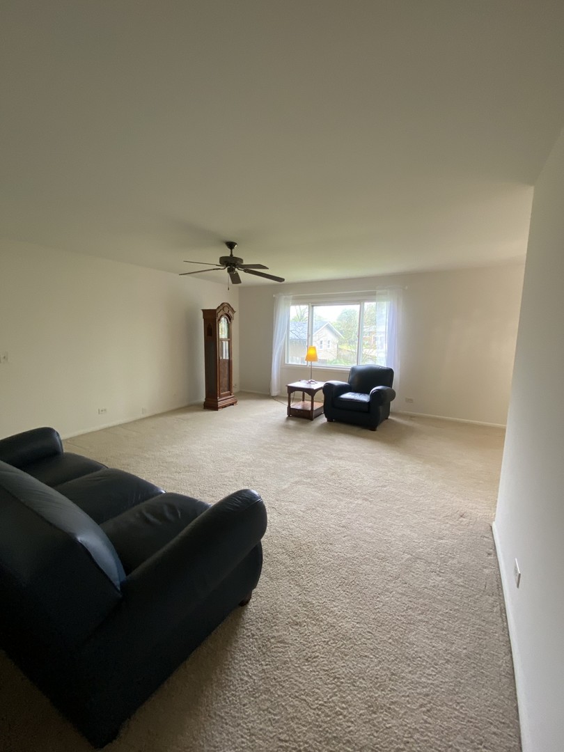 6013 Ridgeway Drive
