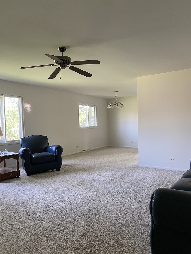 6013 Ridgeway Drive