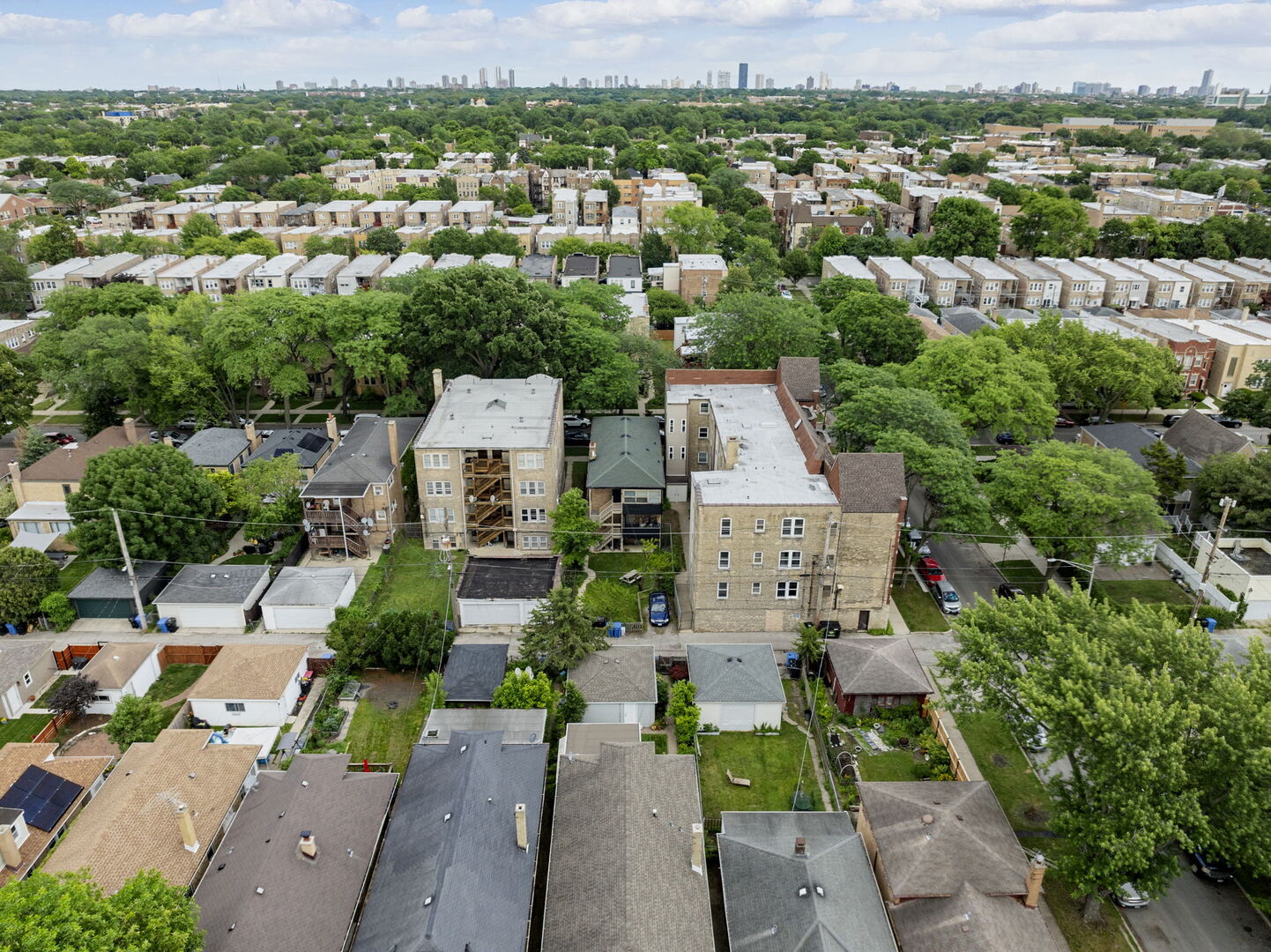 5706 N Saint Louis Avenue