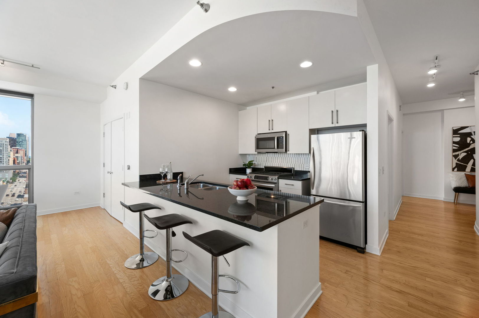 303 W OHIO Street 1502