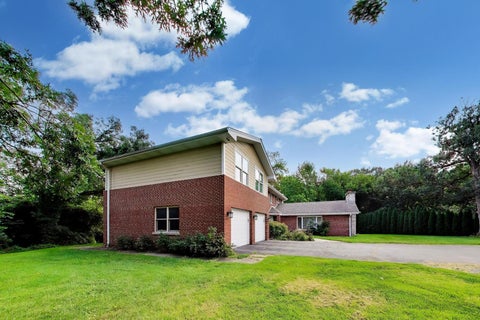 Tiny photo for Burr Ridge, IL 60527 (MLS # 12754102)