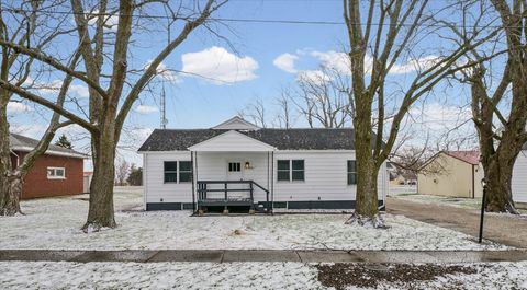 Photo of 216 N Locust Street, Ludlow, IL 60949 (MLS # 12595908)