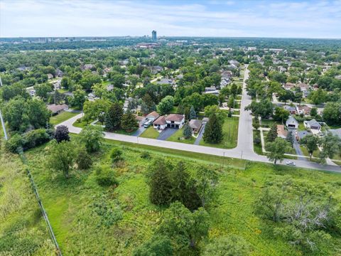 Tiny photo for 0S424 S Cadwell Avenue, Elmhurst, IL 60126 (MLS # 12325495)