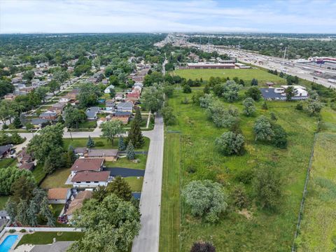 Tiny photo for 0S424 S Cadwell Avenue, Elmhurst, IL 60126 (MLS # 12325495)