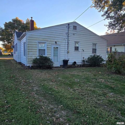 Tiny photo for 1317 W CHERRY Street, Herrin, IL 62948 (MLS # QC4269246)