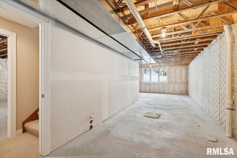 Tiny photo for 707 Wells Fargo Trail, LeClaire, IA 52753 (MLS # QC4269828)