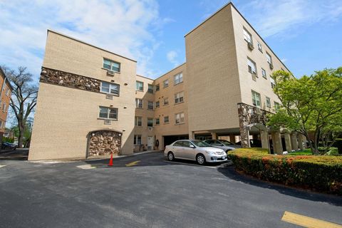 Tiny photo for Skokie, IL 60077 (MLS # 12630486)