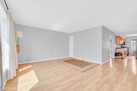 Tiny photo for 1450 Plymouth Place #2W, Glenview, IL 60025 (MLS # 12752141)