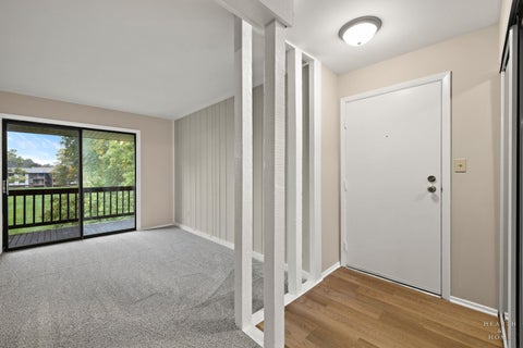 Tiny photo for 4602 W Northfox Lane #6, McHenry, IL 60050 (MLS # 12787228)
