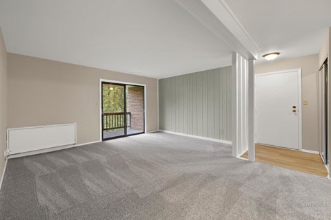 Tiny photo for 4602 W Northfox Lane #6, McHenry, IL 60050 (MLS # 12787228)
