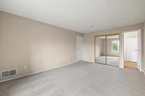 Tiny photo for 4602 W Northfox Lane #6, McHenry, IL 60050 (MLS # 12787228)