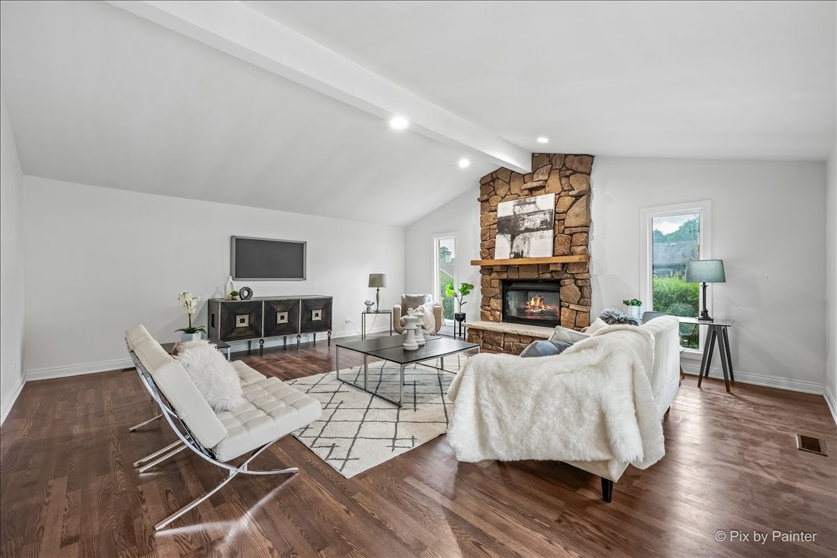 1059 Hickory Lane
