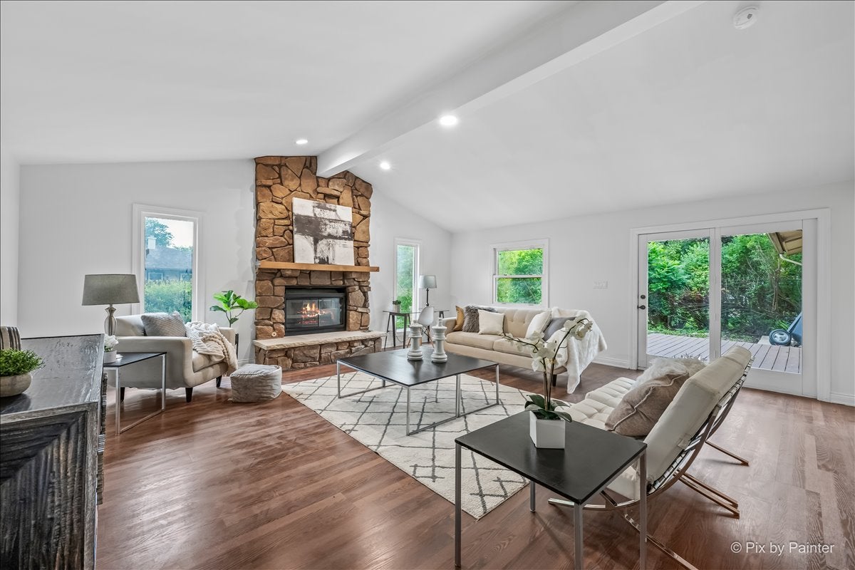 1059 Hickory Lane