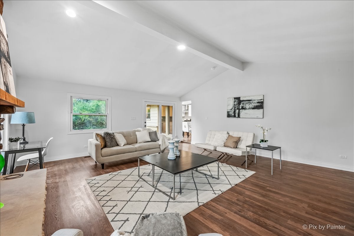 1059 Hickory Lane