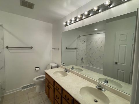 Tiny photo for 1430 Haise Lane, Elk Grove Village, IL 60007 (MLS # 12568701)