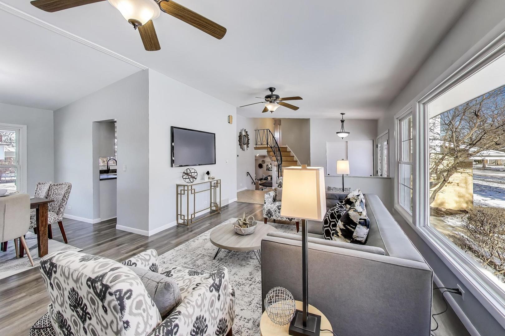 2002 N Eastwood Drive