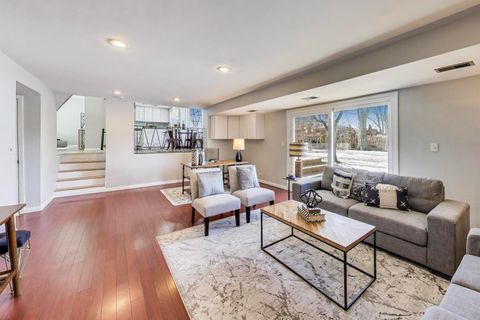 Tiny photo for 2002 N Eastwood Drive, Arlington Heights, IL 60004 (MLS # 12542896)