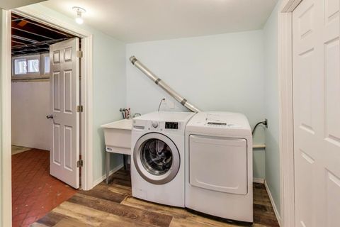 Tiny photo for 2002 N Eastwood Drive, Arlington Heights, IL 60004 (MLS # 12542896)