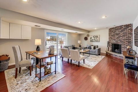 Tiny photo for 2002 N Eastwood Drive, Arlington Heights, IL 60004 (MLS # 12542896)