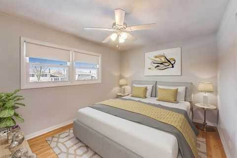 Tiny photo for 2002 N Eastwood Drive, Arlington Heights, IL 60004 (MLS # 12542896)