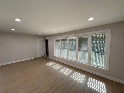 Tiny photo for 9619 S Bishop Street, Chicago, IL 60643 (MLS # 12648906)