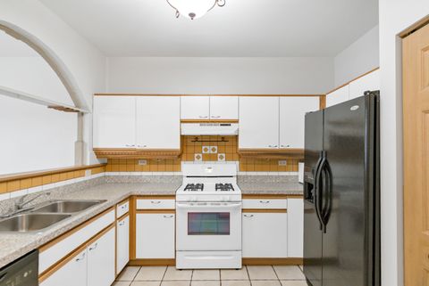 Tiny photo for 1244 Brookdale Drive #1244, Carpentersville, IL 60110 (MLS # 12530023)