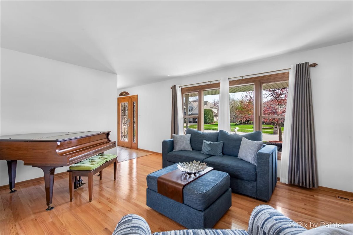 1035 Sweetwater Trail