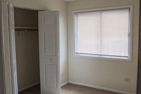 Tiny photo for 10504 S HIGHLAND Avenue #1A, Worth, IL 60482 (MLS # 12497506)