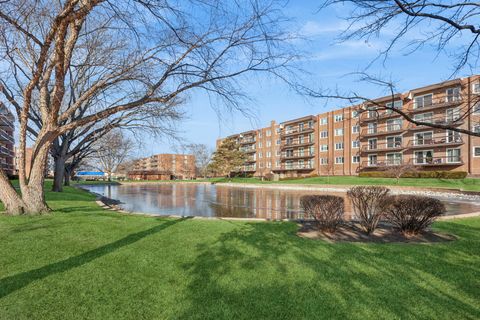 Tiny photo for 9500 N Washington Street #505, Niles, IL 60714 (MLS # 12543535)