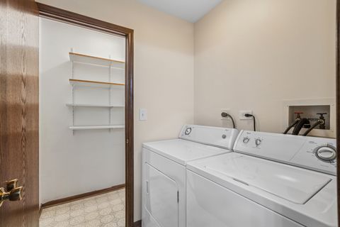 Tiny photo for 9500 N Washington Street #505, Niles, IL 60714 (MLS # 12543535)