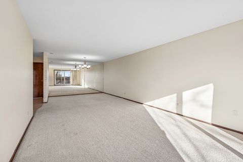Tiny photo for 9500 N Washington Street #505, Niles, IL 60714 (MLS # 12543535)