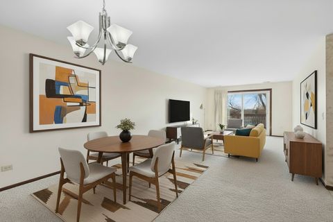 Tiny photo for 9500 N Washington Street #505, Niles, IL 60714 (MLS # 12543535)