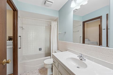 Tiny photo for 9500 N Washington Street #505, Niles, IL 60714 (MLS # 12543535)