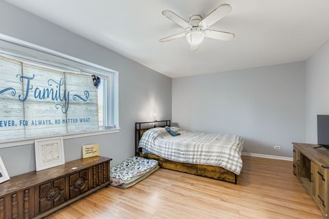 Tiny photo for 3124 N 76th Avenue, Elmwood Park, IL 60707 (MLS # 12554194)